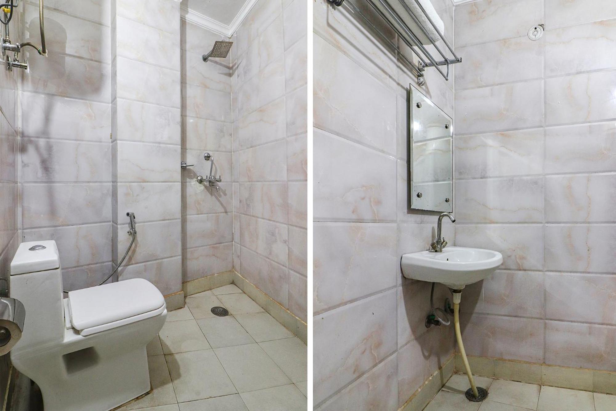 Fabexpress Sinon Hotel Ню Делхи Екстериор снимка